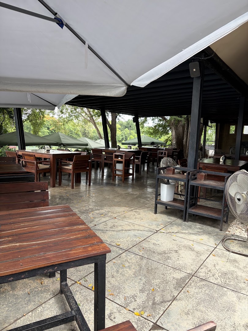 Keeree Tara: clear view of restaurant seating