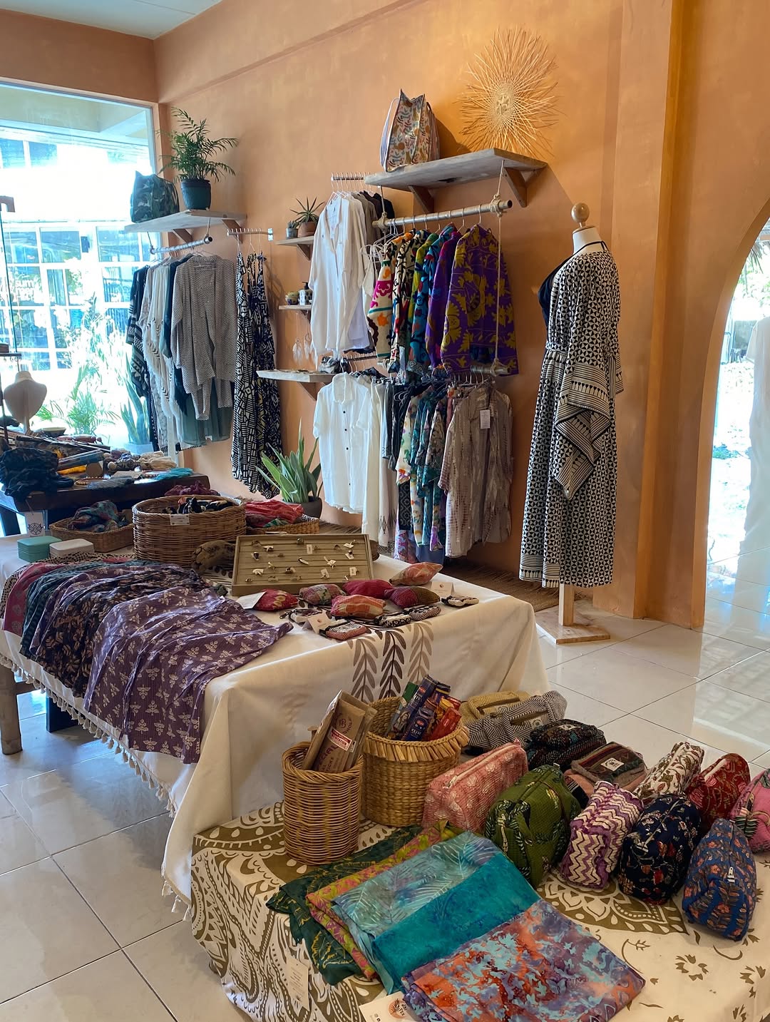 Jai Yen Store: clear shop interior and products