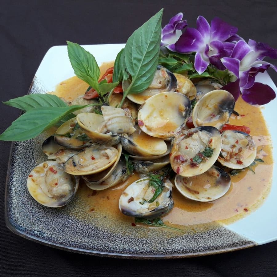 Baan Ya Jai: appetizing, high-quality food photography