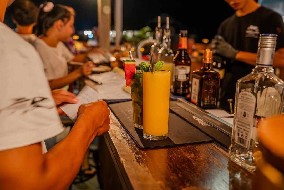 Barracuda Restaurant: high quality shot of drinks