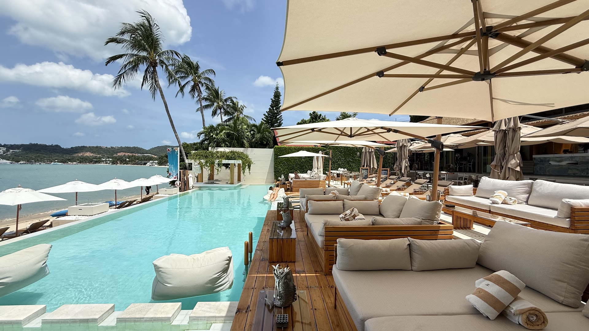 Chi Samui: beautiful professional venue atmosphere shot