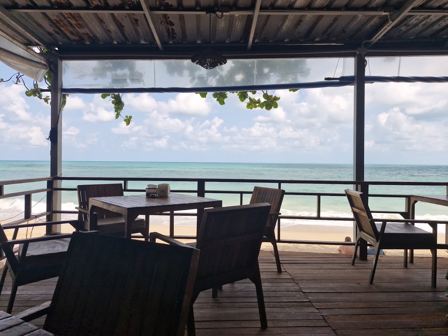 No.11 Cafe & Bar: beautiful ocean view terrace