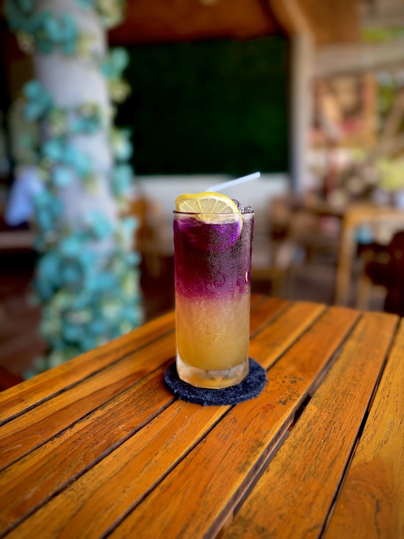 No.11 Cafe & Bar: high quality, appealing drink photo
