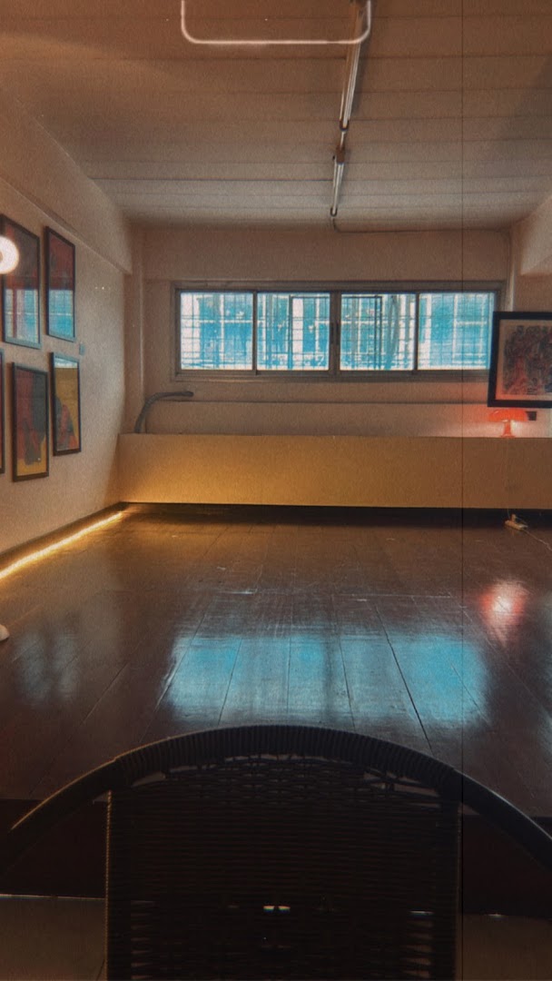 ART and SOUL: atmospheric gallery interior view