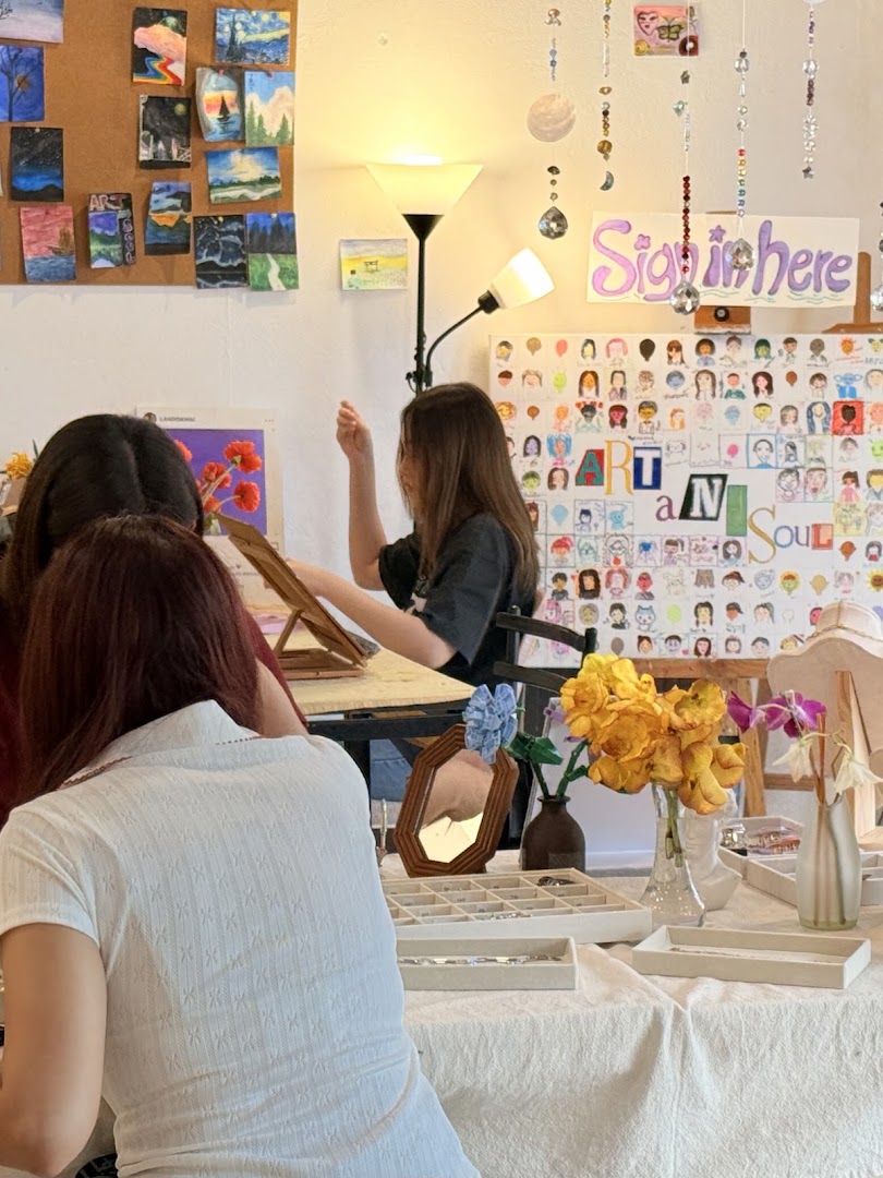 ART and SOUL: engaging creative workshop atmosphere