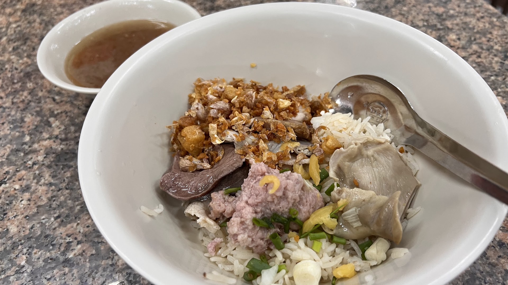 Go Benz: appetizing photo of restaurant food