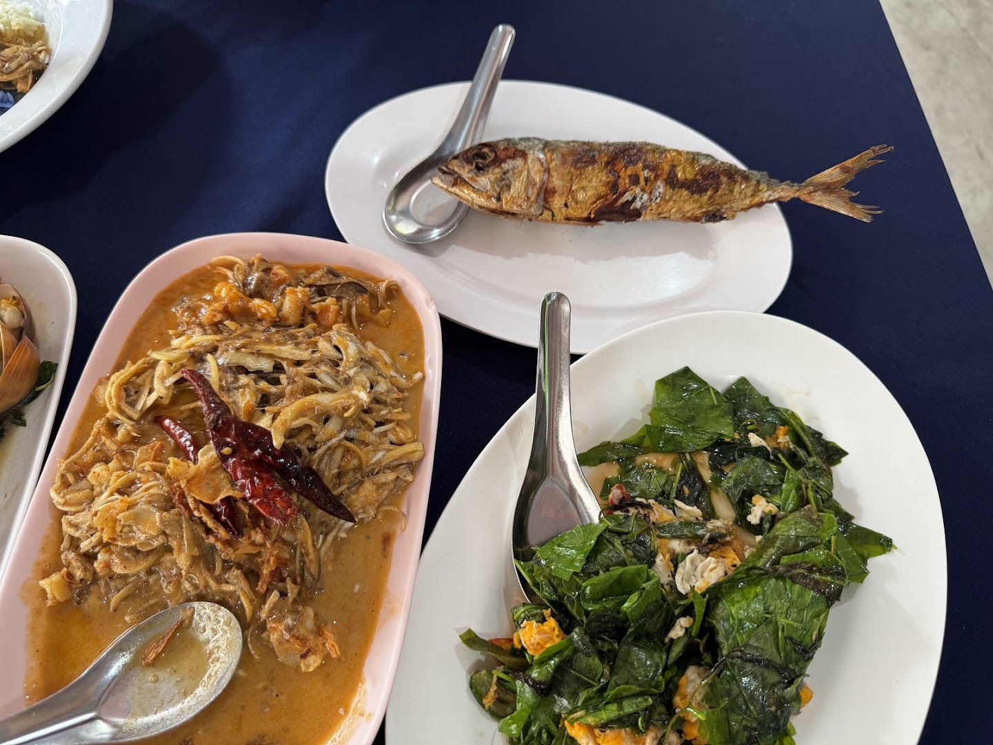 Mor Mu Dong: clear, appetizing food photography