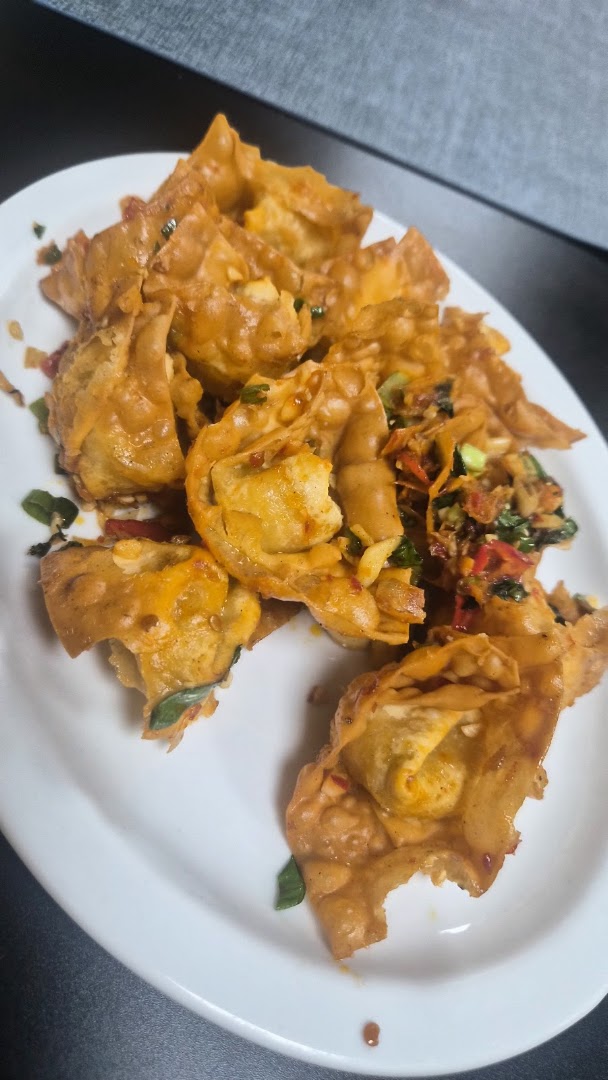 Sombat's Thai Cuisine: appetizing photo of restaurant food