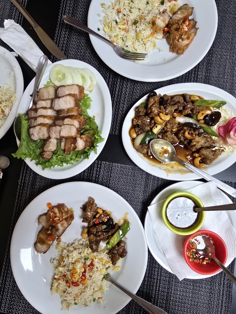 Sombat's Thai Cuisine: appetizing photo of restaurant dishes