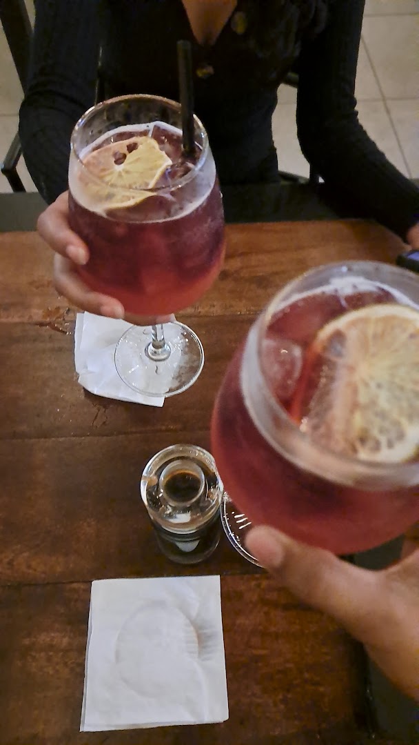 YUGO by More Vino: appealing photo of restaurant drinks