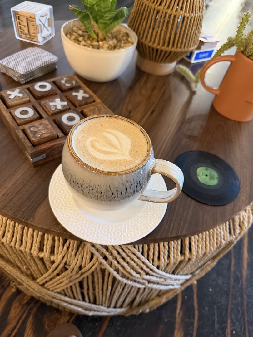 5am Coffee Club: appealing coffee and cafe atmosphere