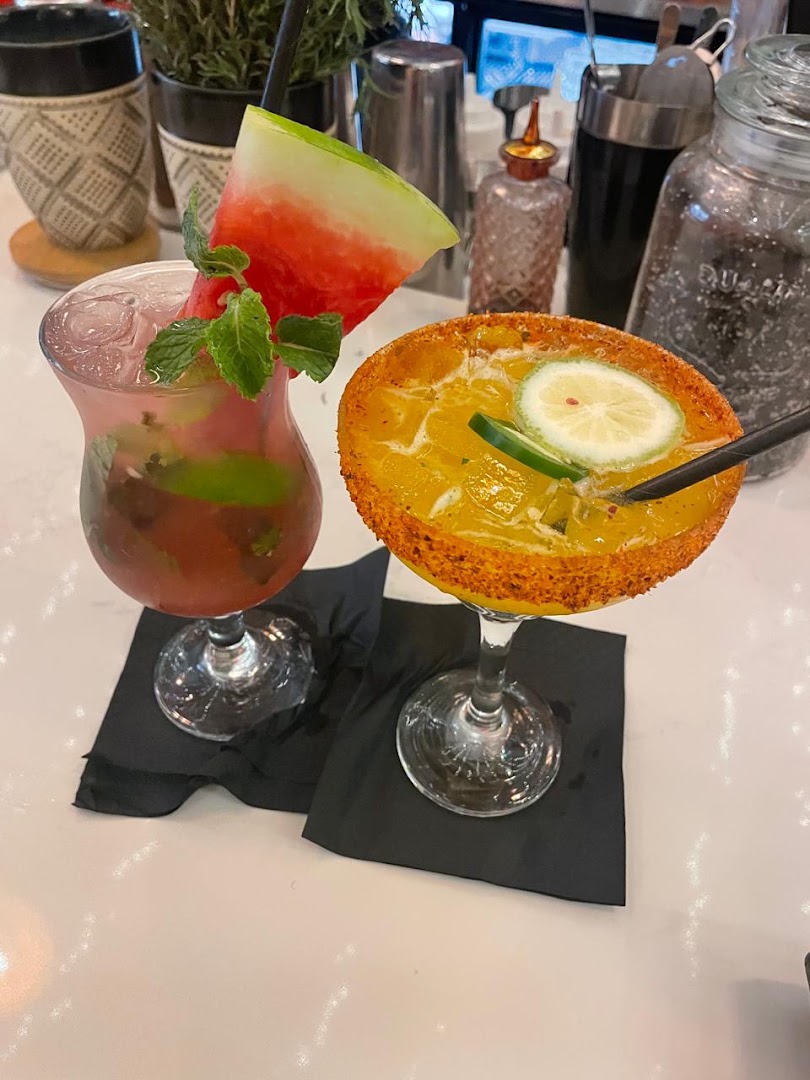 Fuego Taqueria: appetizing photo of restaurant drinks