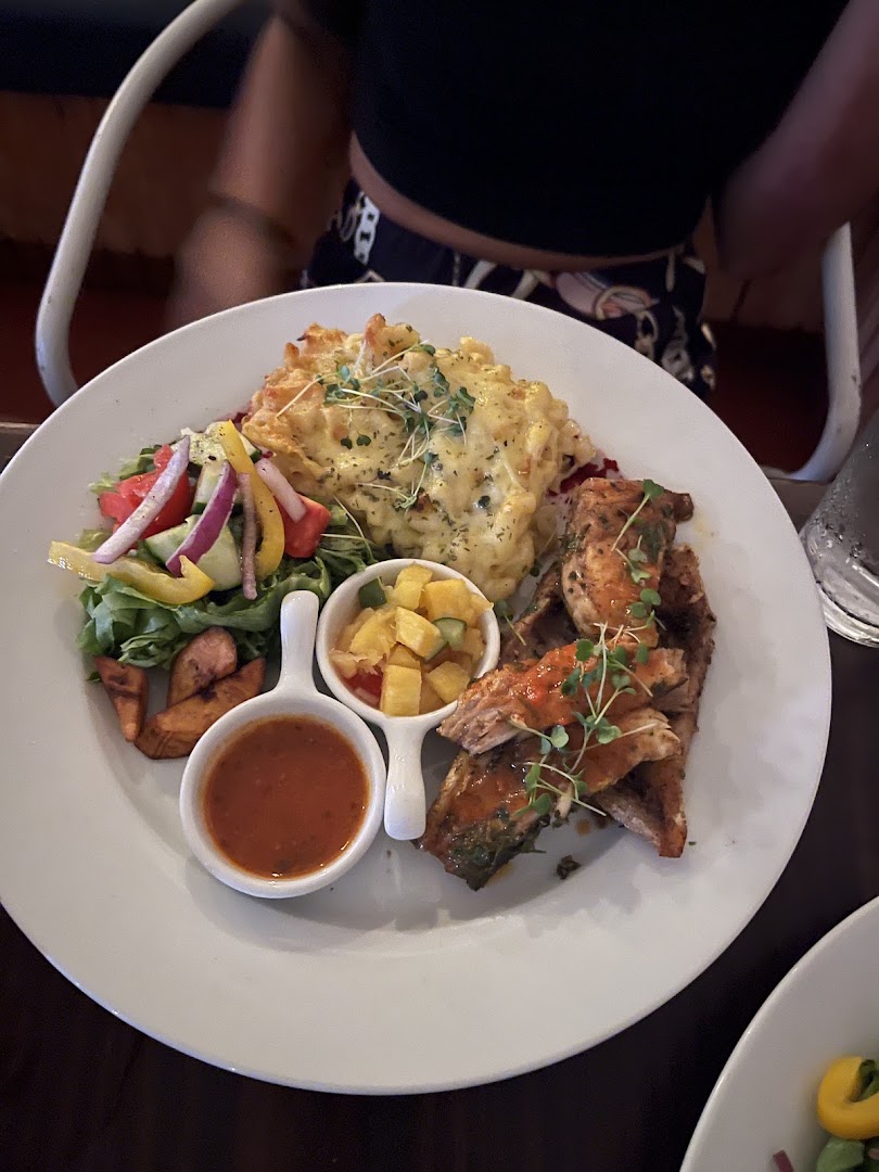 The Toucan Restaurant & Bar: appetizing, high-quality food photography