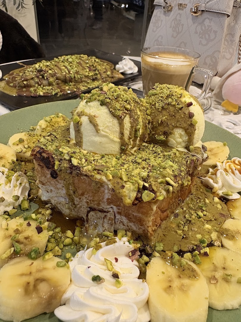 Bean & Bounce: appetizing photo of food served