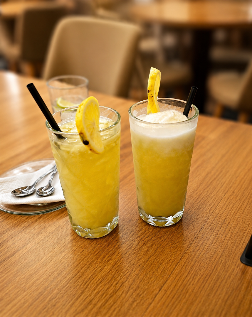Bean & Bounce: appetizing photo of bar drinks