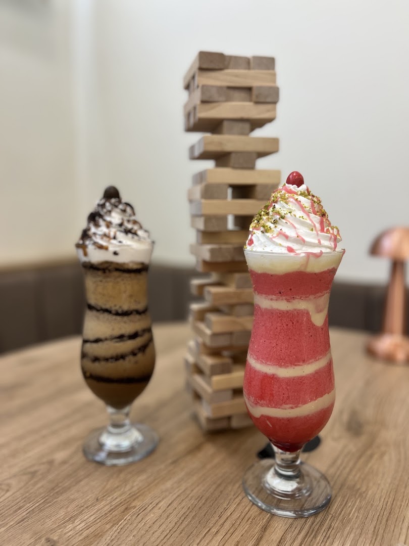 Bean & Bounce: appealing photo of bar drinks