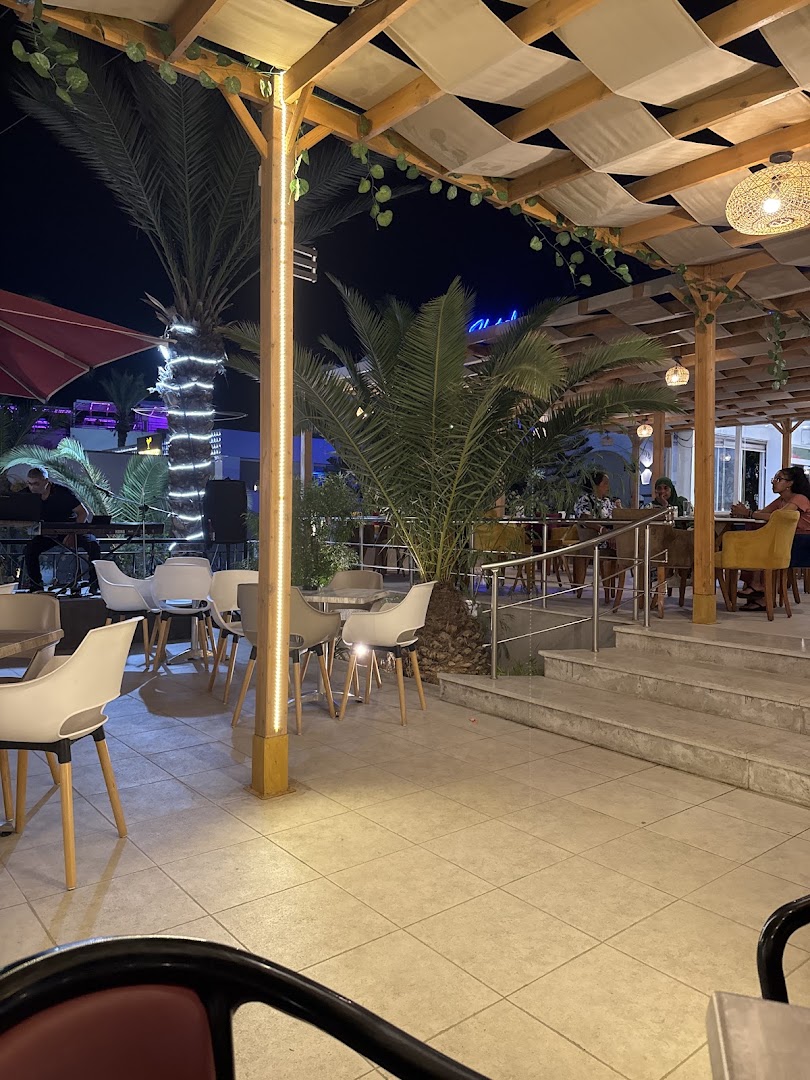 La Vida Djerba: inviting restaurant terrace atmosphere