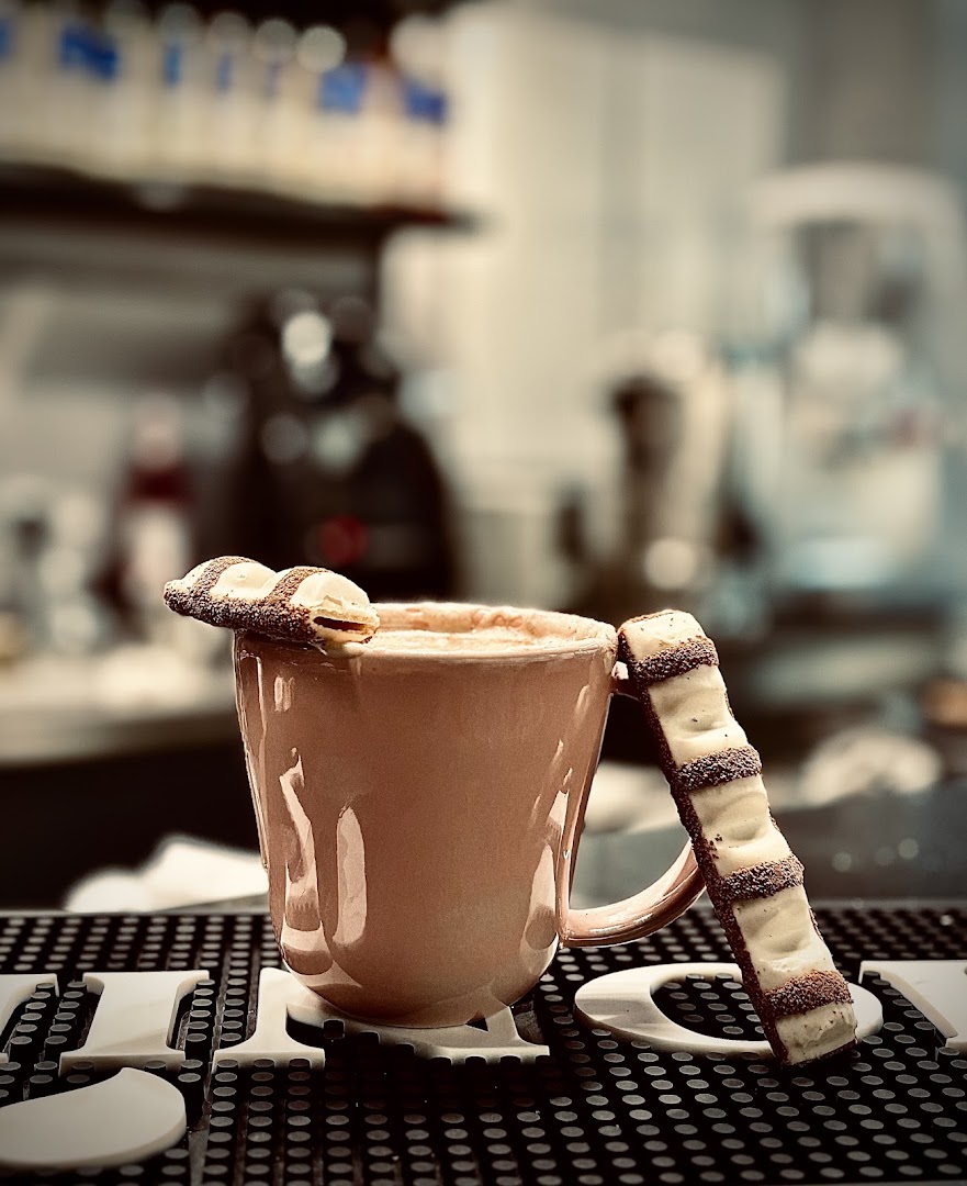 Stadium: appealing, high-quality drink photography