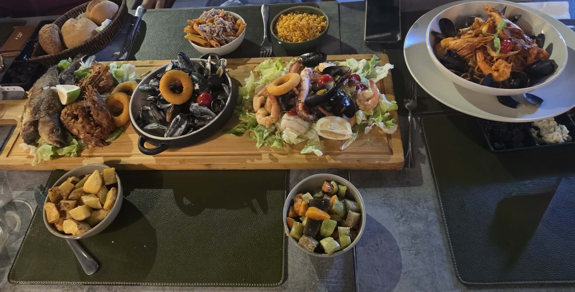 Di Più Ristorante: appetizing display of restaurant food