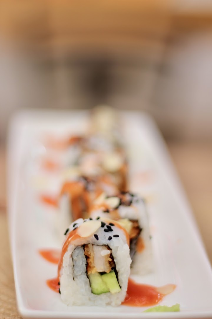 Sushi by Skhiri: appetizing, high-quality food photography