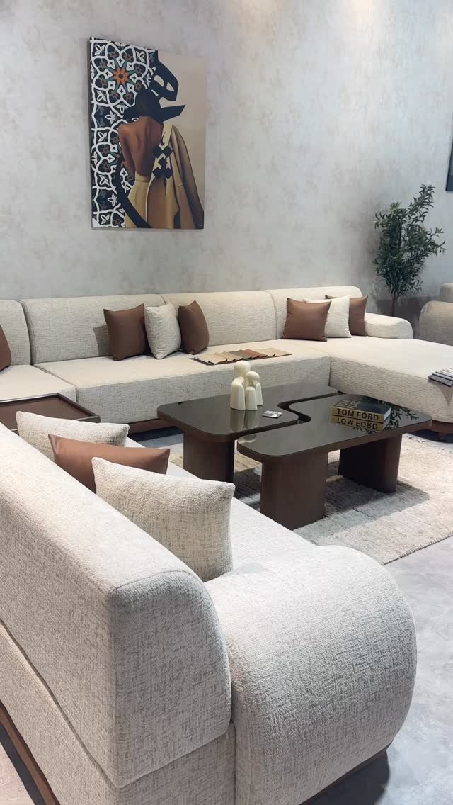 Rawnaq Concept Store: high quality interior product display