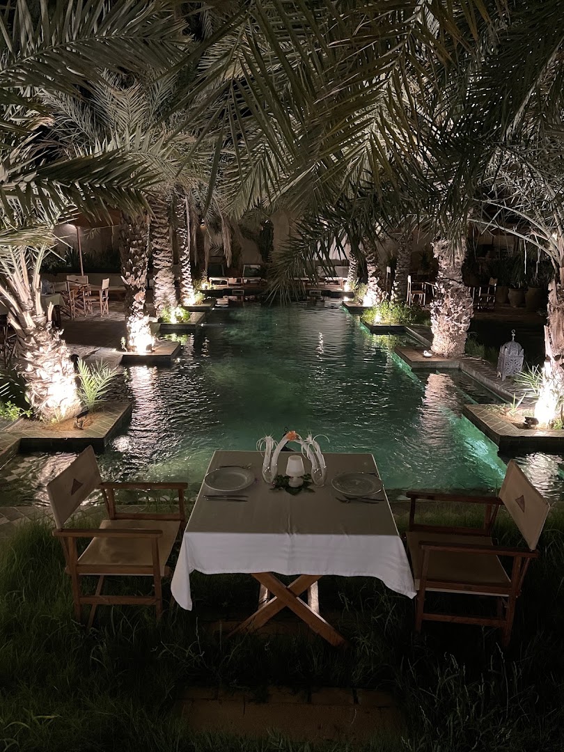 La Table de François: beautiful atmospheric restaurant setting