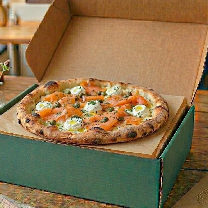 Amore Pizza: appetizing, high-quality food photography