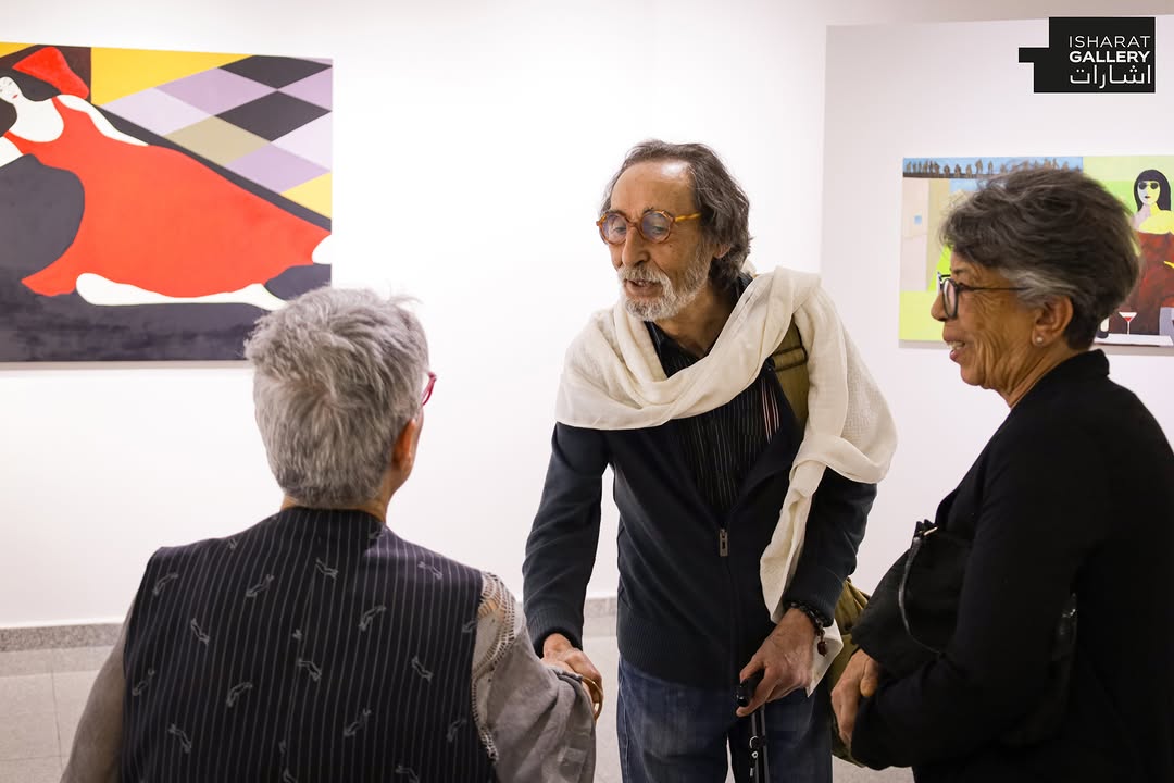 Isharat Gallery: gallery atmosphere and visitors