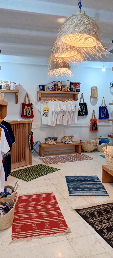 Medina Store by Tunisie Recyclage: clear, inviting shop interior display