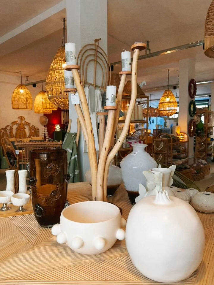 Viranda: clear, professional shop product display