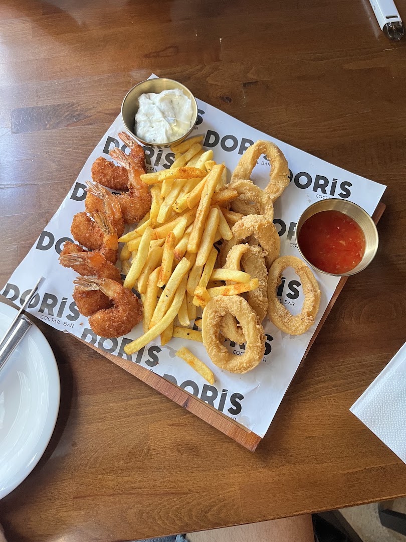 Doris Cocktail Bar: appetizing food photo with branding