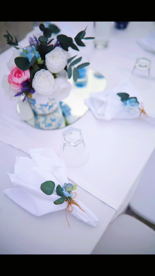 Sunset Restoran Coffee Breakfast: attractive and professional table setting
