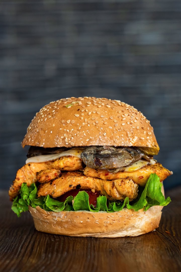 The Bull Co.: high quality appetizing food photo