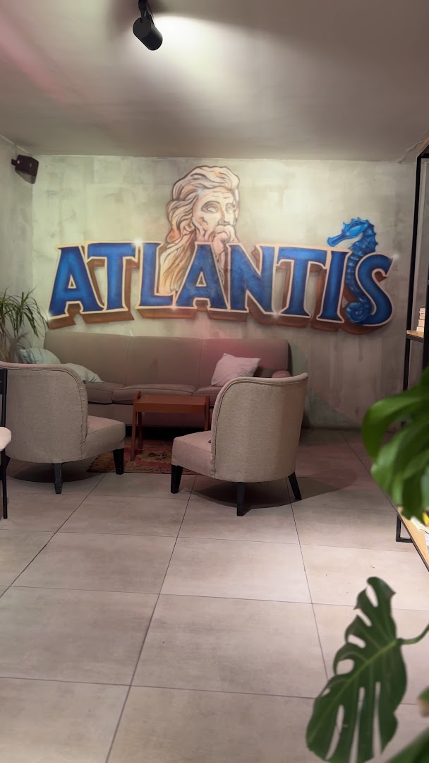 Atlantis Coffee Company: clear shot of venue interior