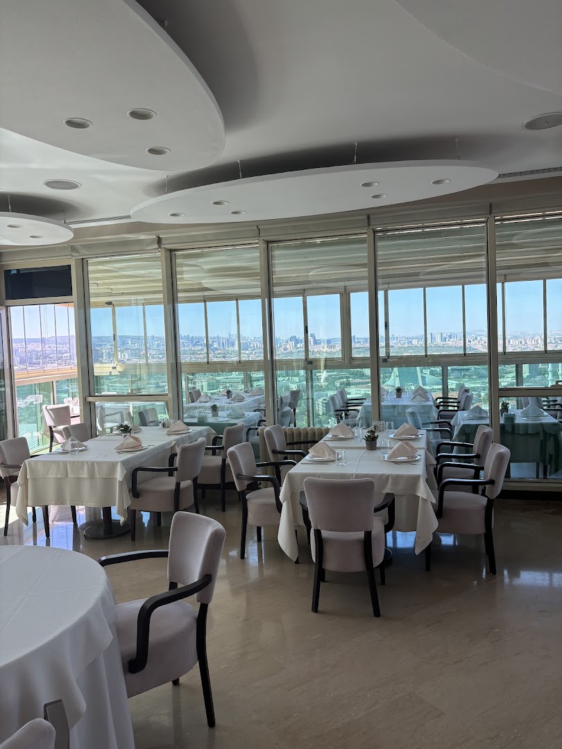 Divan Brasserie Çengelhan: high quality interior dining view