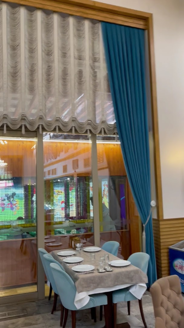 Fevzi Hoca Balık Lokantası: clear shot of restaurant interior