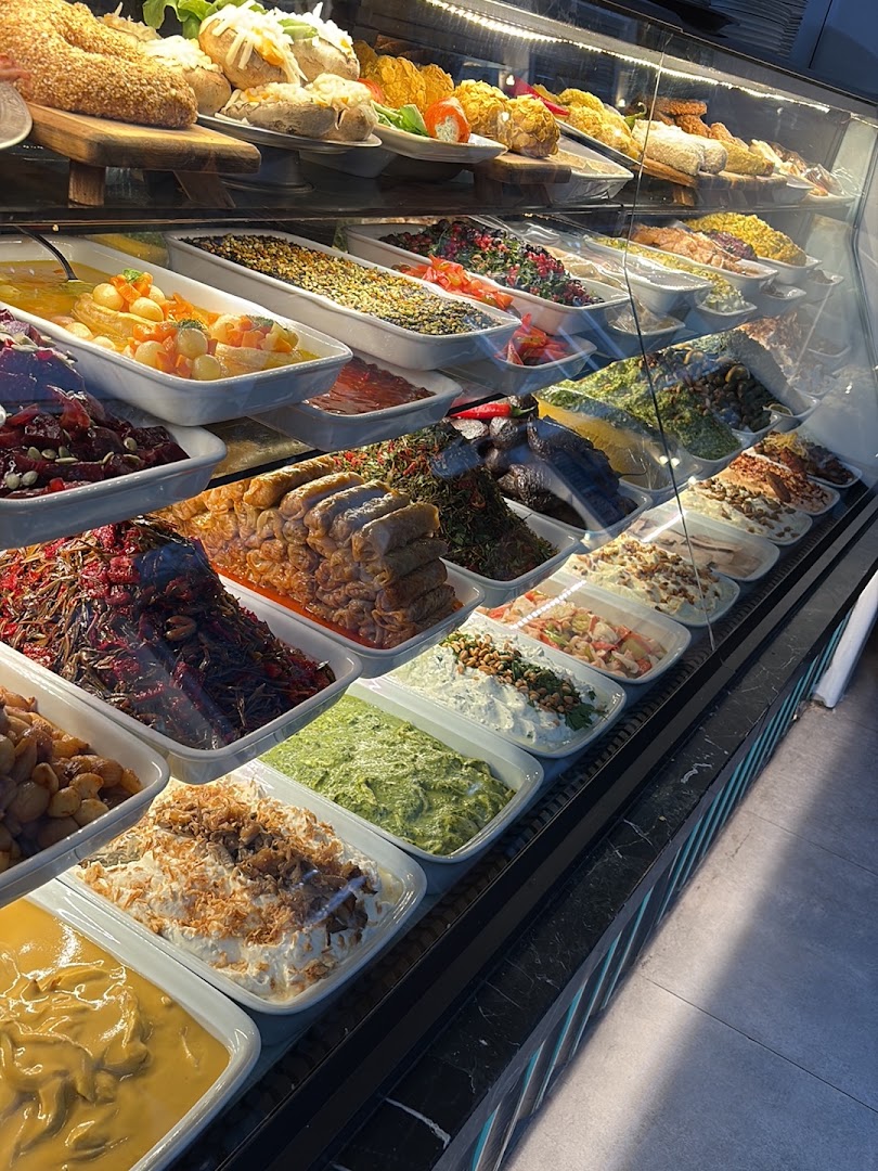 Lavinia Meyhane: appetizing display of restaurant food