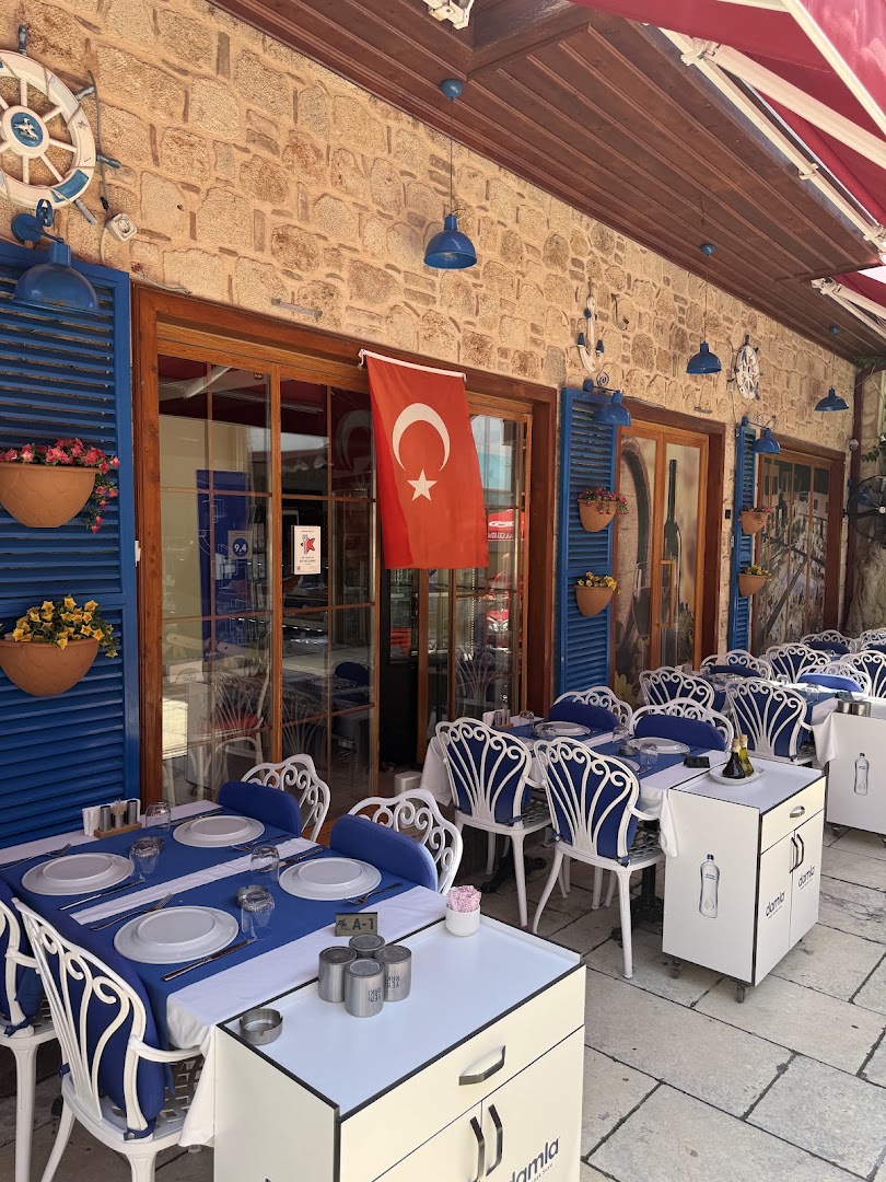 Ayar Meyhanesi: attractive and inviting restaurant exterior