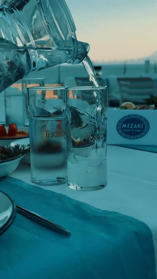 Mezaki: appealing atmosphere and drink service