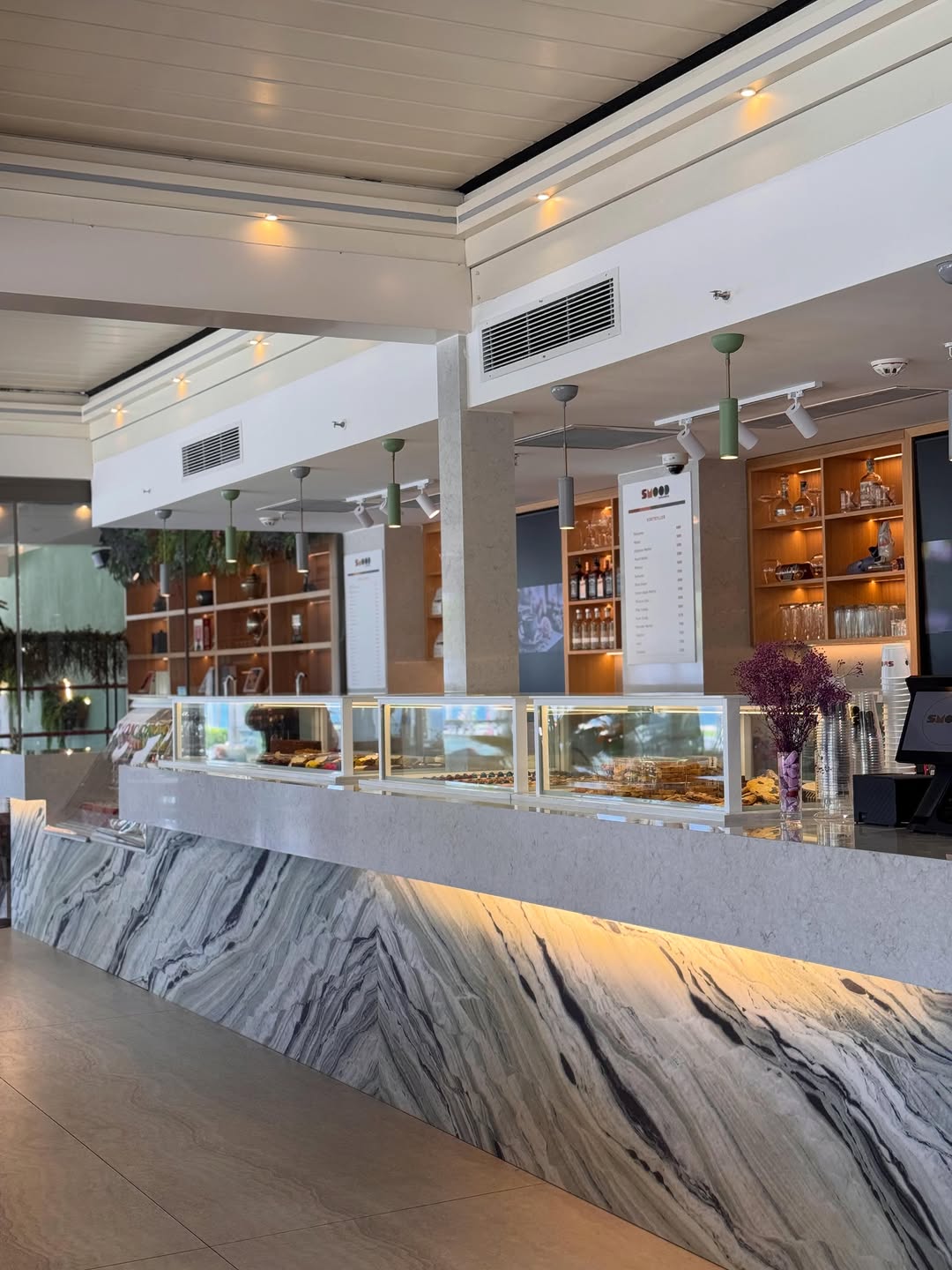 Smood Lifestyle & Coffee Co.: clean, professional interior shot