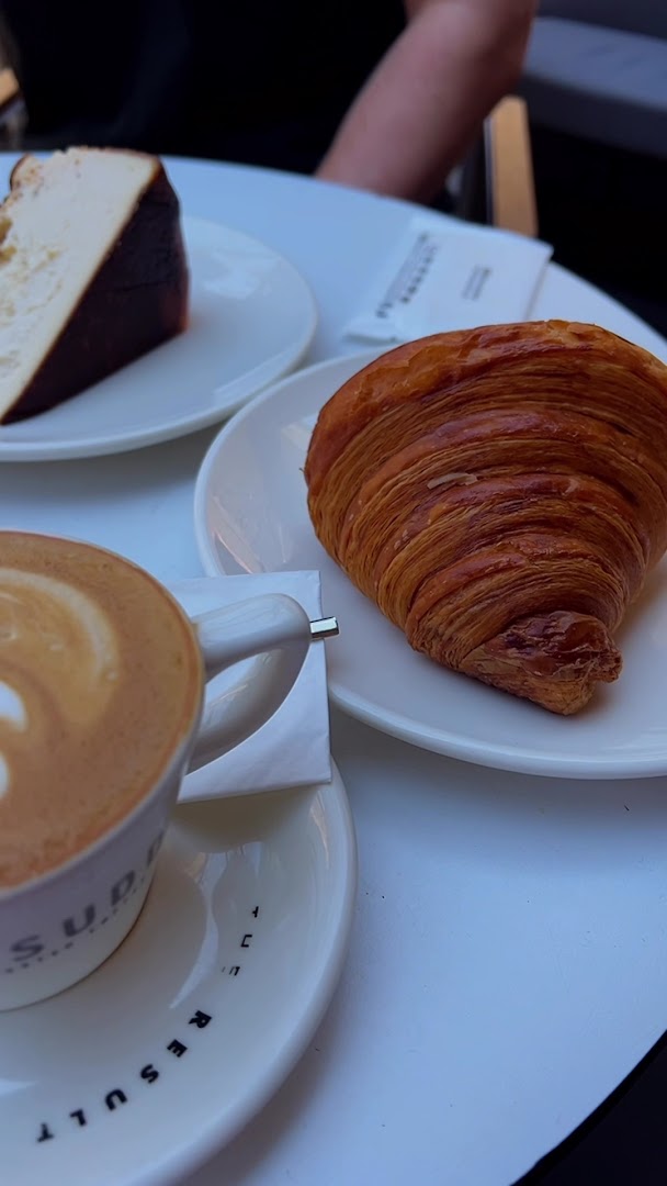 The Sudd Coffee: appetizing breakfast food and coffee