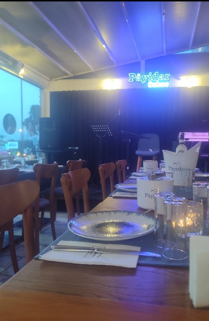 Payidar Salon: clear shot of restaurant atmosphere