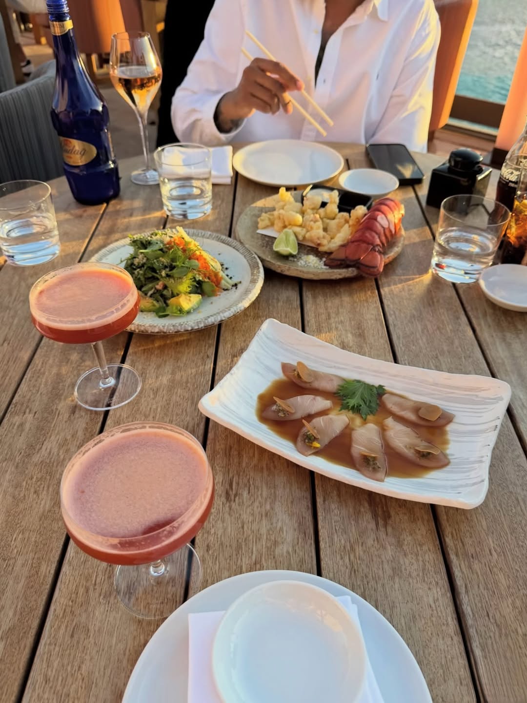 Zuma Bodrum: appetizing food and drink presentation