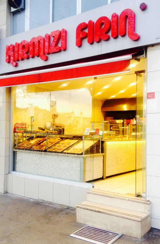 Kırmızı Fırın: clear storefront photo of venue