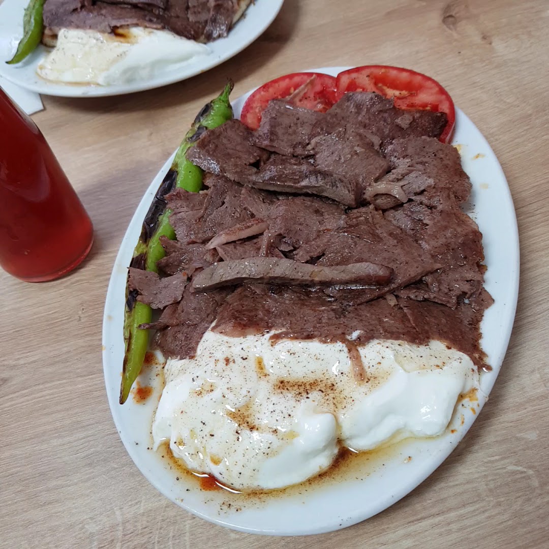 Uludağ Kebapçısı: appetizing photo of restaurant food