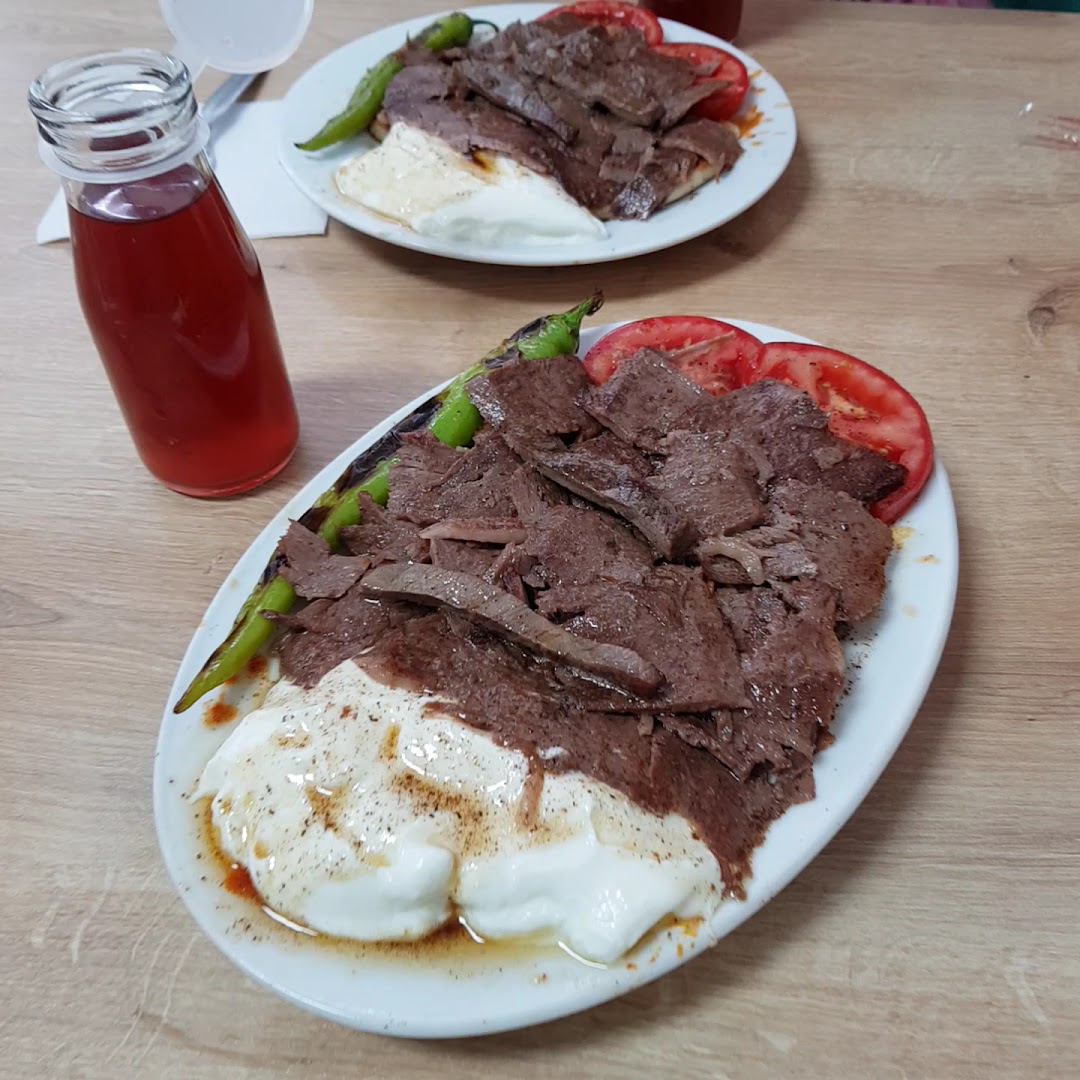 Uludağ Kebapçısı: appetizing photo of restaurant food