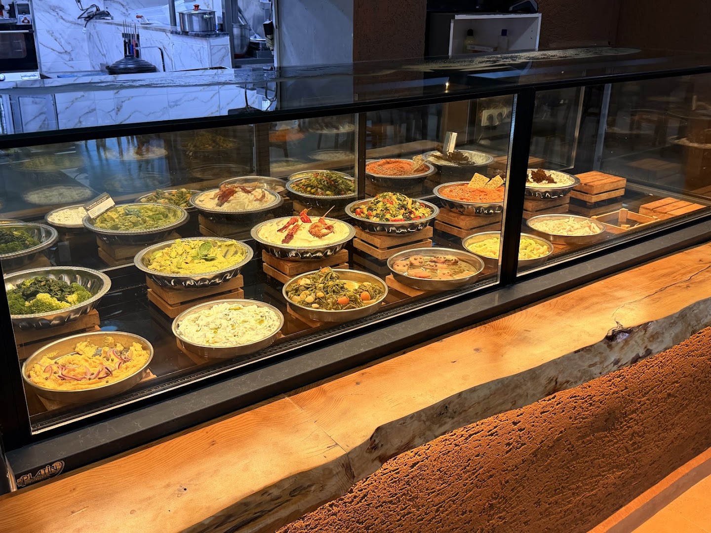 Gitta Gastro Meyhane: appetizing display of restaurant food