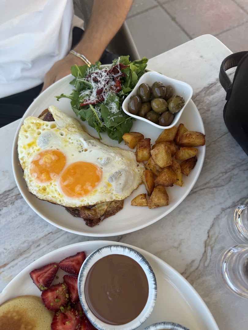 Santeli: appetizing and clear food photo