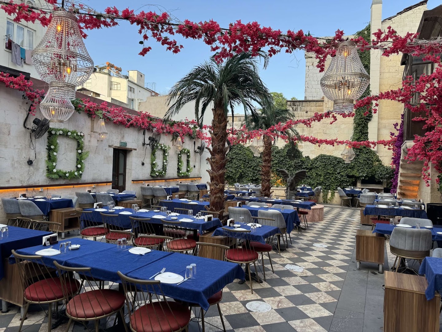 Gece Gündüz Bistro Meyhane: attractive and professional venue photo