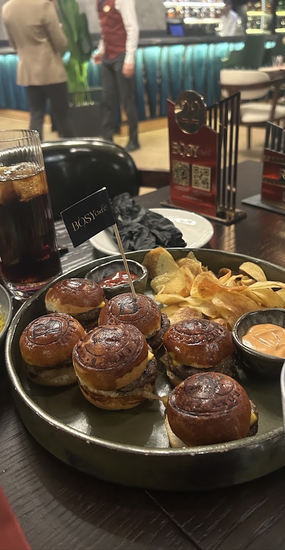 OSY Restaurant: appetizing food photo in venue
